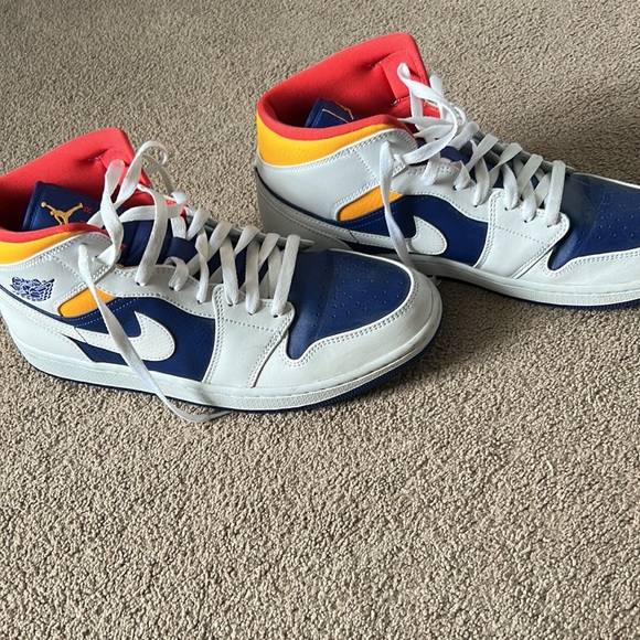 Jordan 1 mid white deep royal - Picture 2 of 7